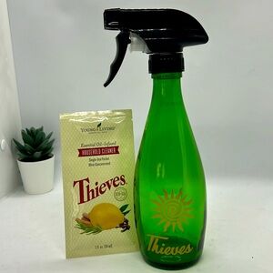 Thieves Household Cleaner + 12oz Green Glass Spray Bottle